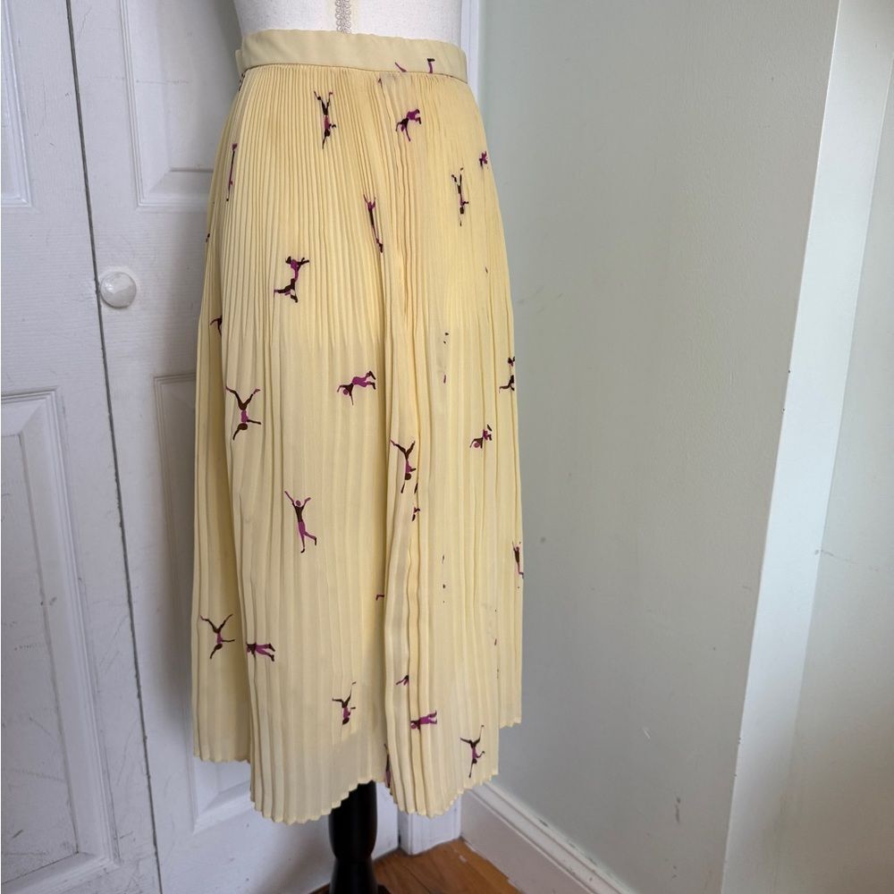 1970/80s Japanese Canary Yellow Ballet core Pleated Skirt with Acrobats Pattern - Picture 3 of 15
